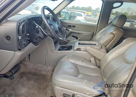 2005 Chevrolet Suburban C1500 z USA, uszkodzony, nr VIN 3GNEC16Z95G152555